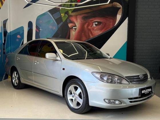 TOYOTA CAMRY 3.0 XLE V6 24V GASOLINA 4P AUTOMÁTICO